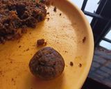 A picture of step 6 of Jodhpuri Pyaj kachori.