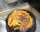 Foto del paso 5 de la receta: Lomo saltado casero 🇵🇪✨