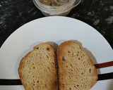 Foto del paso 1 de la receta: Tostadas con paté de alcachofas y huevo cocido