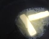 A picture of step 2 of Pasta in white sauce with garlic bread.