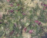 Foto del paso 2 de la receta: Croquetas con hoja de remolacha!