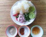 รูปขั้นตอนการทำที่ 1 ของ ลาบปลาหมึก #ทำขายรวย
