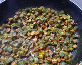 A picture of step 5 of Bhindi masala.