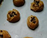 Foto langkah ke 6 dari resep Almond Soft Cookies.