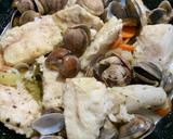 Foto del paso 4 de la receta: Lomos de merluza con almejas