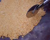 તલ ની ચિક્કી (Til Chikki Recipe In Gujarati) રેસીપી સ્ટેપ3ફોટો