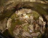 Foto del paso 1 de la receta: Pollo al escabeche