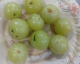 A picture of step 1 of Amla tea.