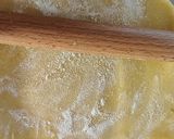 Foto del passaggio 3 della ricetta Crostata con confettura di more e sambuco
