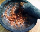 Foto langkah ke 2 dari resep Kerabu Asam / Sambal Mangga.