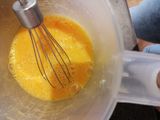 Colegial con manzana (budín de pan)