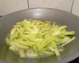 Foto langkah ke 3 dari resep Tumis labu siam.