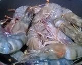 Foto langkah ke 1 dari resep Udang manis saus tiram.
