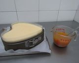Foto del paso 5 de la receta: Tarta corazón mousse de fresa y maracuyá