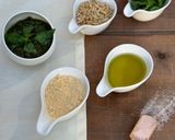 صورة لخطوة 1 من وصفة صلصة البيستو