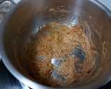 A picture of step 1 of Vermicelli kheer.
