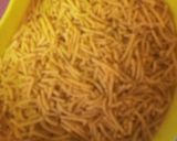 A picture of step 1 of Tangy twist bhujia.