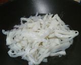 Foto langkah ke 1 dari resep Kwetiau Goreng Saus Tiram ala Verena.