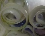Foto langkah ke 1 dari resep Onion Rings.