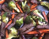 Foto del paso 3 de la receta: Salteado de verduras y carne