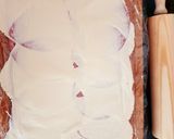 Une image de l'étape 1 de Bouchées de salami au fromage frais.