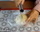 Foto langkah ke 5 dari resep Donat Mochi.