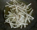 Foto langkah ke 3 dari resep Keripik Kulit Pangsit.