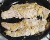 Foto del paso 4 de la receta: Filet de merluza a la crema con papas