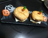 A picture of step 7 of Spicy Aloo veg Burger.