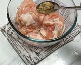 Foto langkah ke 1 dari resep Ayam Goreng Bawang Putih Sambal Geprek.