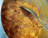 A picture of step 2 of Lauki alsi ki dal.