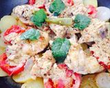 A picture of step 5 of Pan steam chicken with masalay dar sabzi.