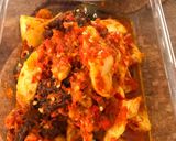 Foto langkah ke 5 dari resep Dendeng Kering Balado Kentang.