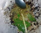 Foto langkah ke 1 dari resep Soto ceker bening.
