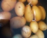 Foto del paso 1 de la receta: Tortas de papas con atún