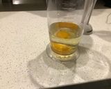 Foto del paso 2 de la receta: Mayonesa casera, cómo prepararla y cómo arreglar una mayo cortada
