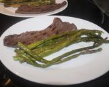 Foto del paso 7 de la receta: Ternera con espárragos al grill doble