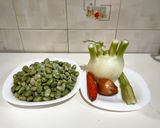 Foto del passaggio 1 della ricetta Stufato di fave e finocchio con pecorino romano