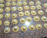 Foto del paso 6 de la receta: CAPELETIS RELLENOS DE RICOTA, QUESO Y NUEZ 🤭🥰💫🥰🤭💫