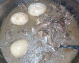 Foto langkah ke 6 dari resep Semur telur n tulang kambing.