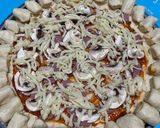 Foto langkah ke 8 dari resep Cheezy Bites Pizza.