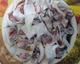 Foto langkah ke 1 dari resep Tumis Cumi Hitam.