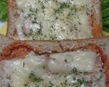 Foto langkah ke 7 dari resep Pizza Roti Tawar👌.