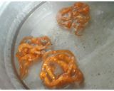A picture of step 7 of Instant Jalebi.