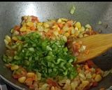 पोळी कॉर्न चीज सँडविच (Poli Corn Cheese Sandwich Recipe In Marathi) रेसिपी स्टेप 1 फोटो