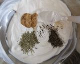 Fűszeres tejfölben sült karajszeletek recept fázis 1 fotója