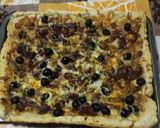 Foto del paso 3 de la receta: Coca de atún y pimientos y cebolla confitada
