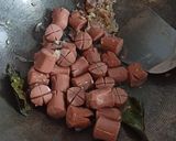 Foto langkah ke 3 dari resep Tumis Sosis Warna-Warni.