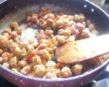 A picture of step 4 of Soya masala.