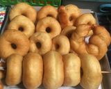 Foto langkah ke 7 dari resep Donat Tape satu telur, empuk yummy.